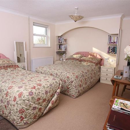 Готель Meadow House Burwell  Екстер'єр фото